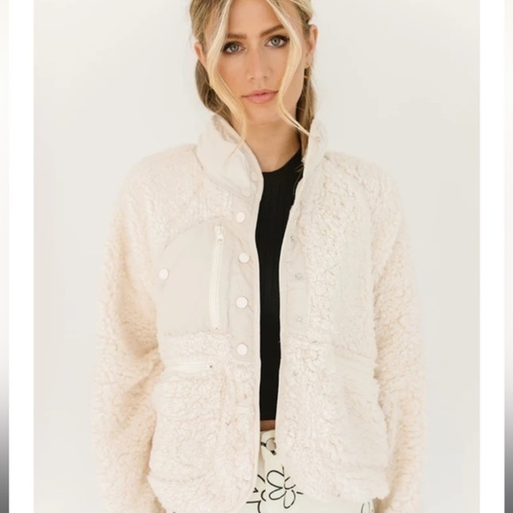 sherpa jacket - Picture 3 of 7